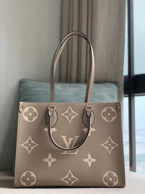 Alice Bags- Louis Vuittons  - 16166