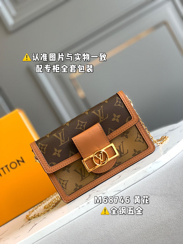 Alice Bags- Louis Vuittons  - 16606