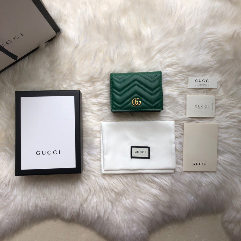 Gucci   Luxury Bags  932