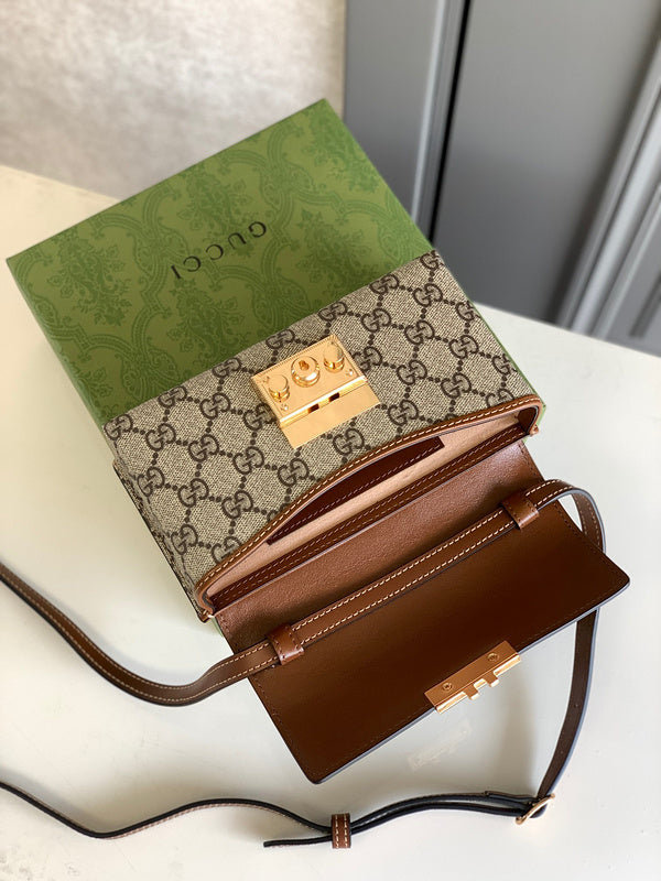 Gucci   Luxury Bags  971