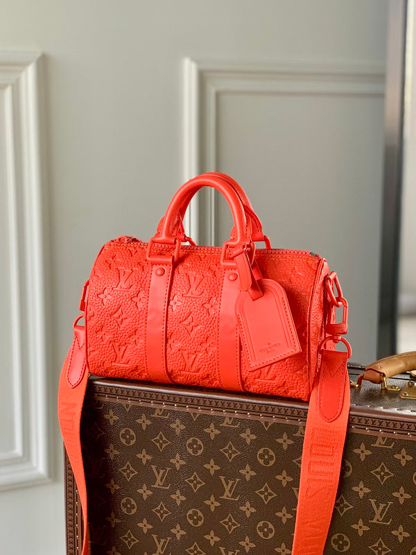 Alice Bags- Louis Vuittons  - 16400