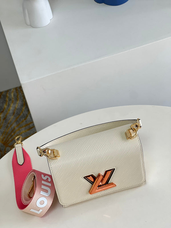 Alice Bags- Louis Vuittons  - 16614