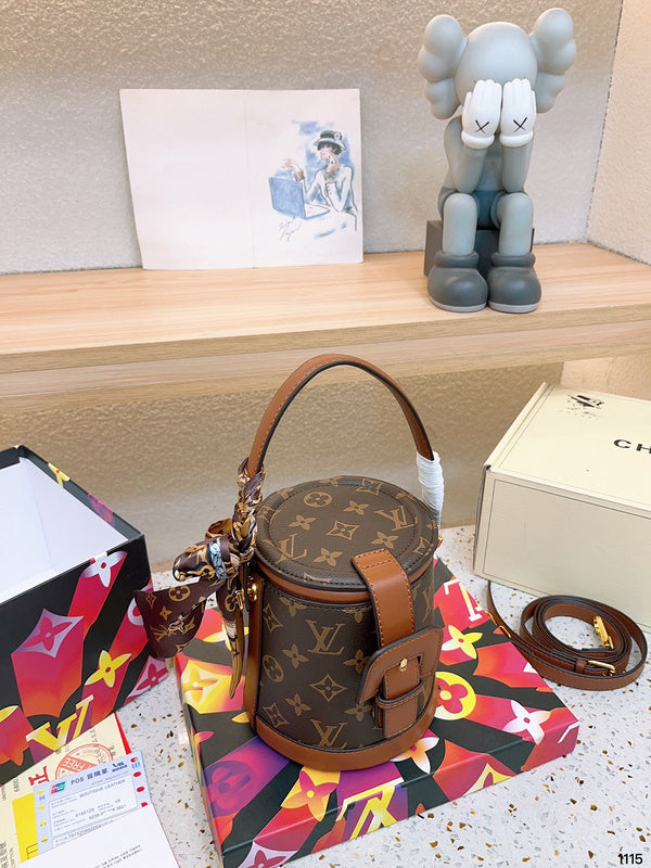 Alice bags - Louis Vuittons  - 14931