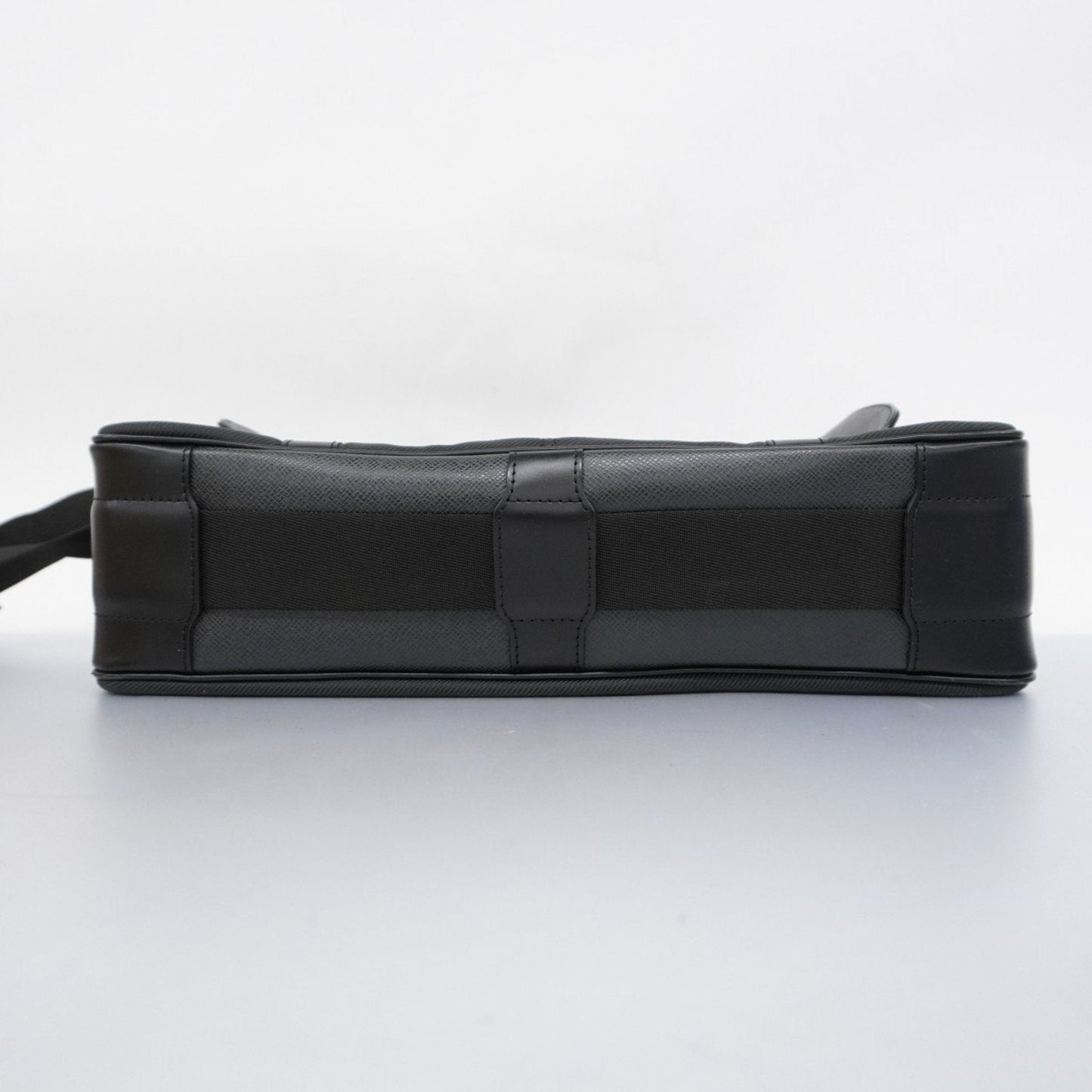 Louis Vuitton  Shoulder Bag