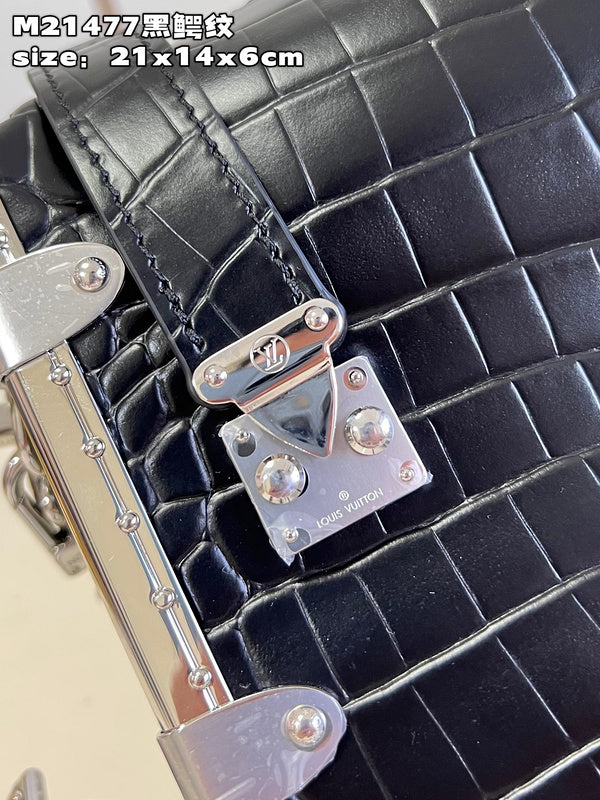 Alice bags - Louis Vuittons  - 15333