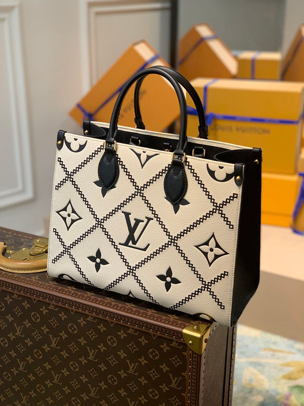 Alice Bags- Louis Vuittons  - 16578