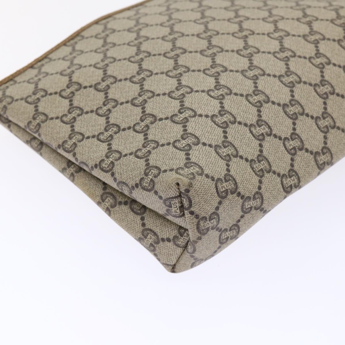GUCCI GG Plus Canvas Clutch Bag PVC Leather Beige  ep1039