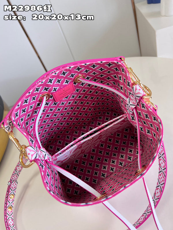 Alice bags - Louis Vuittons  - 15156