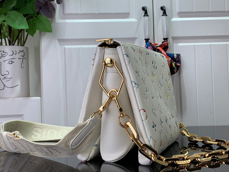 Alice Bags- Louis Vuittons  - 16370