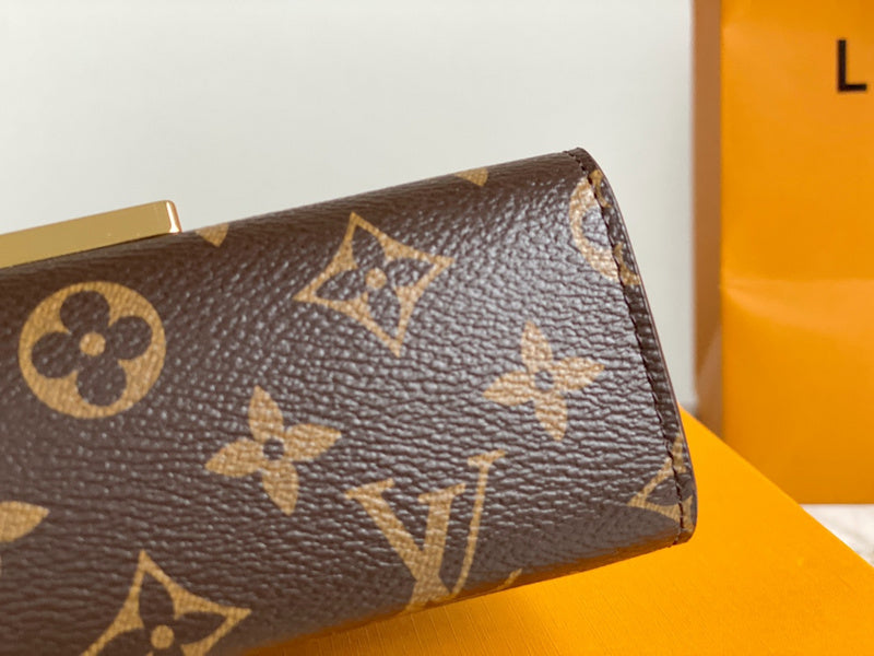 Alice bags - Louis Vuittons  - 15719