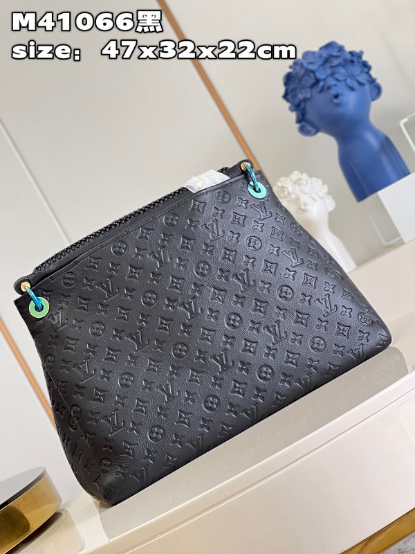 Alice Bags- Louis Vuittons  - 16032
