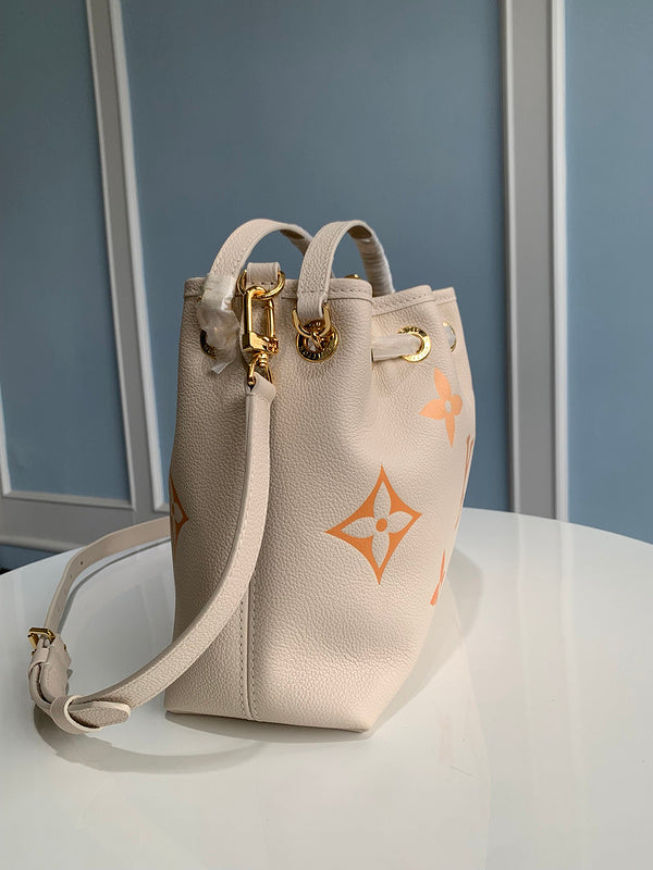Alice bags - Louis Vuittons  - 15173