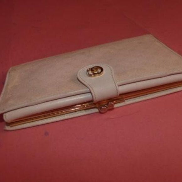 Gucci White Coated Canvas Small G Logo XL