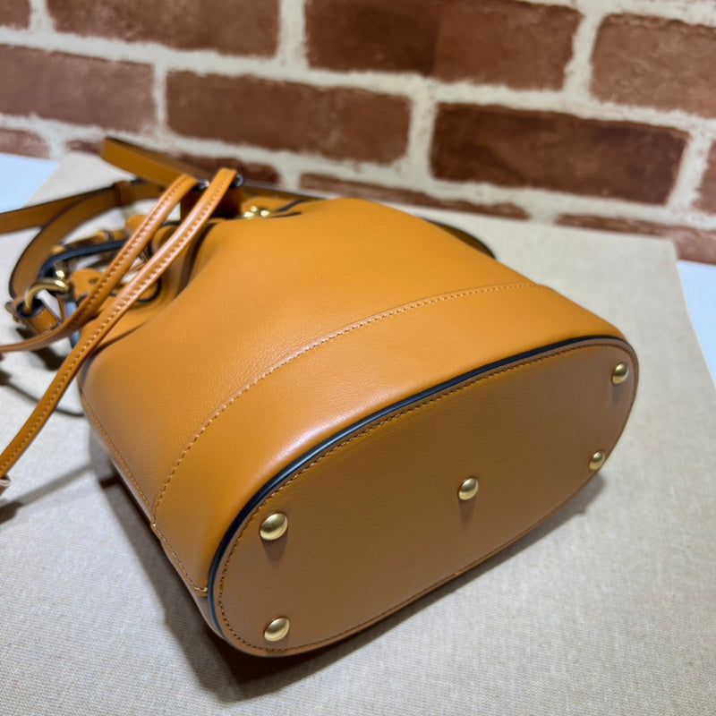 Gucci  Luxury -  Bags - 589