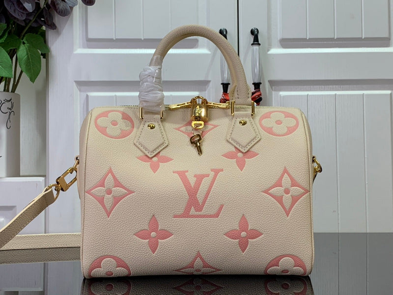 Alice bags - Louis Vuittons  - 15823