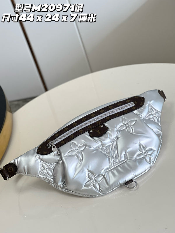 Alice Bags- Louis Vuittons  - 16107