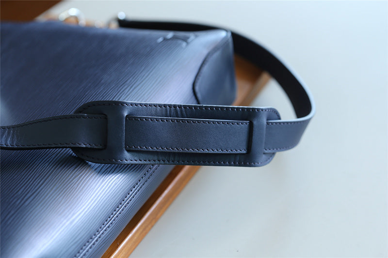 Alice bags - Louis Vuittons  - 9881
