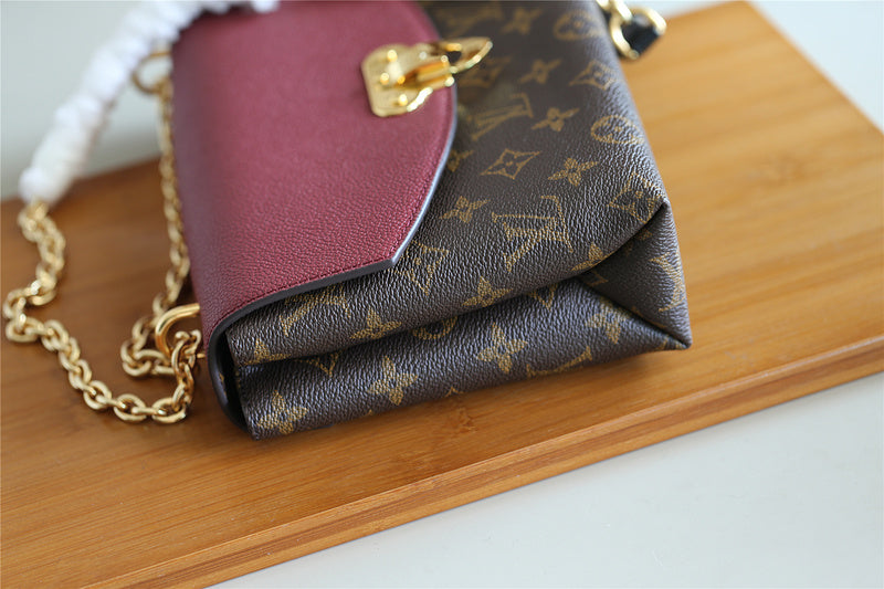 Alice bags - Louis Vuittons  - 7834