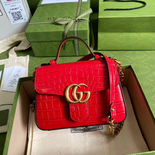 Gucci   Luxury Bags  1124