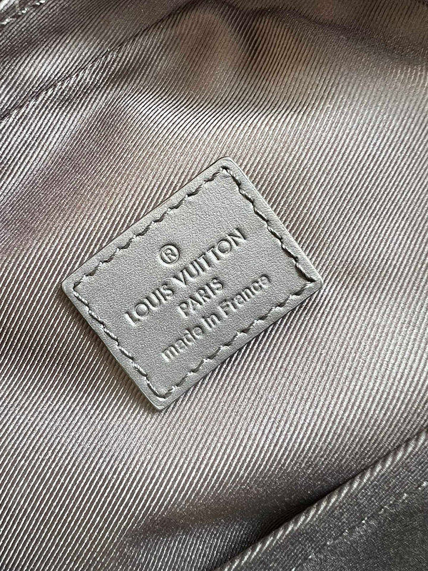 Alice Bags- Louis Vuittons  - 16259