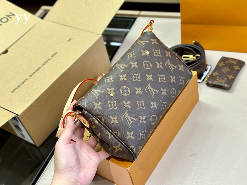 Alice bags - Louis Vuittons  - 14992