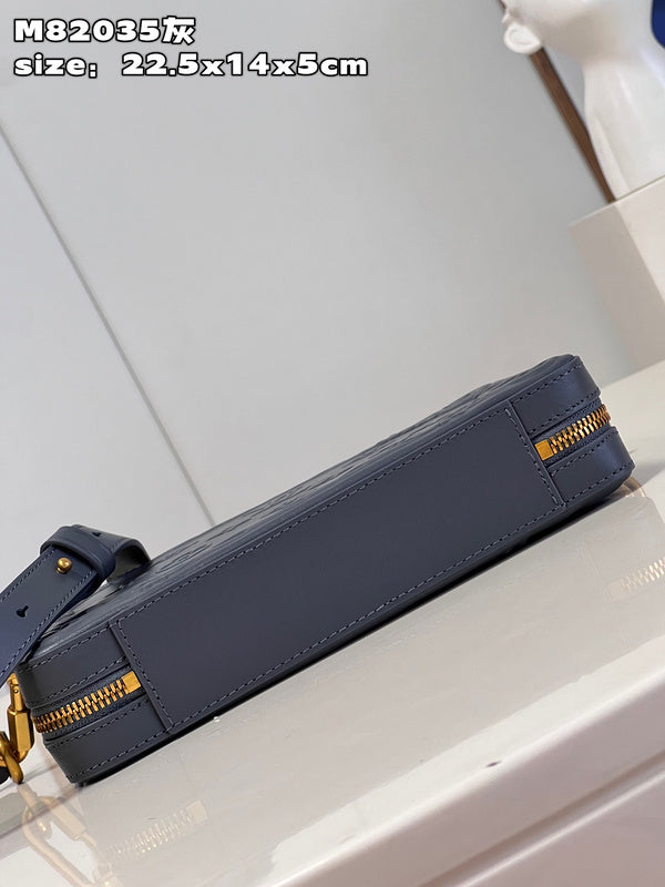 Alice bags - Louis Vuittons  - 15397