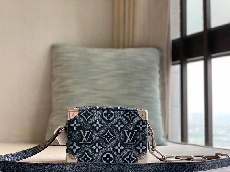Alice  Bags- Louis Vuittons  - 15923