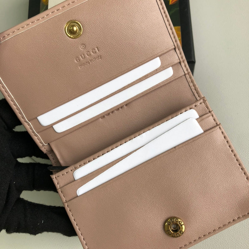 Gucci   Luxury Bags  1337