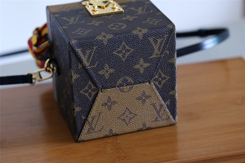 Alice bags - Louis Vuittons  - 9401