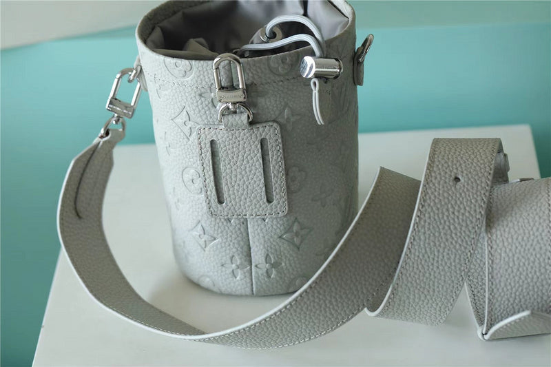 Alice bags - Louis Vuittons  - 10000
