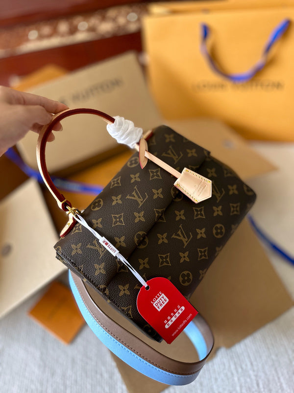 Alice bags - Louis Vuittons  - 14856