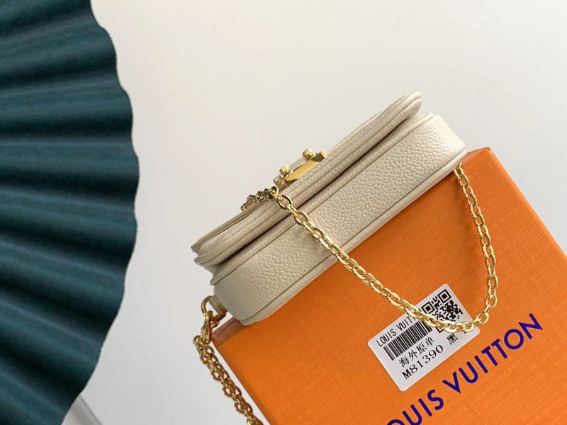 Alice bags- Louis Vuittons  - 16769