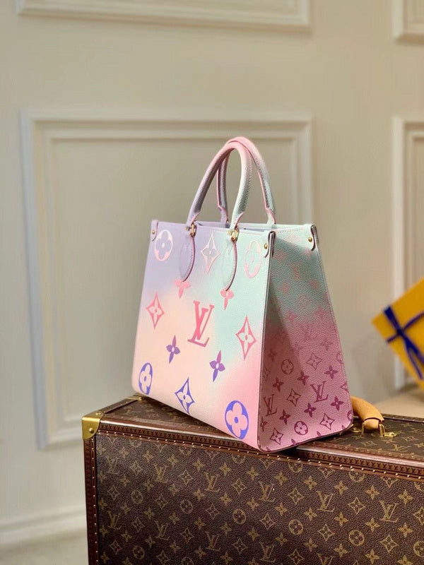 Alice Bags- Louis Vuittons  - 16589