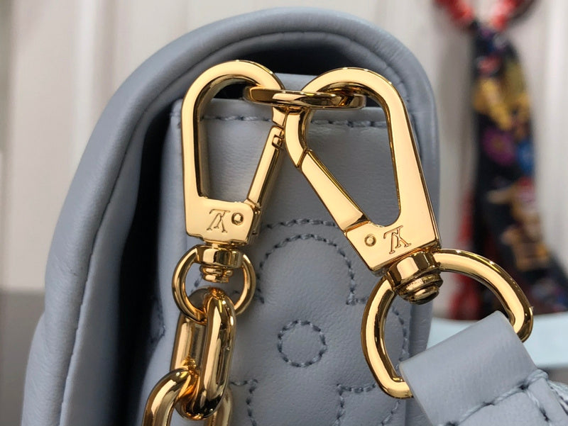 AliceBags- Louis Vuittons  - 16734