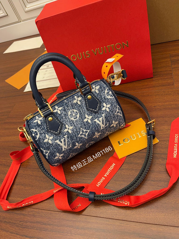 Alice Bags- Louis Vuittons  - 16156