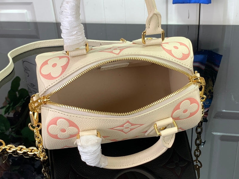 Alice bags - Louis Vuittons  - 15820