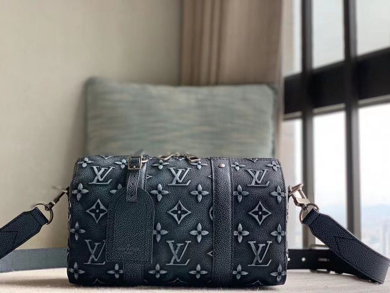 Alice Bags- Louis Vuittons  - 15934
