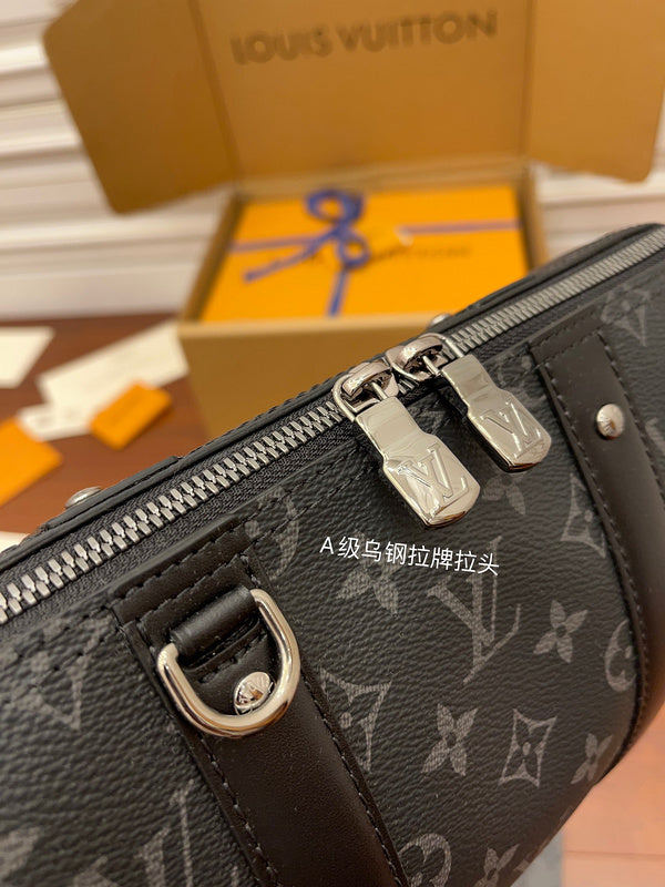 Alice Bags- Louis Vuittons  - 16309