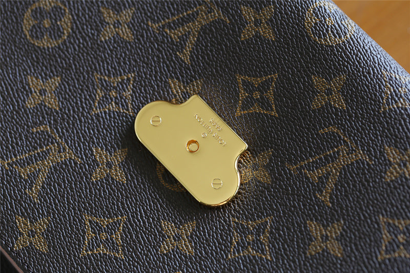 Alice bags - Louis Vuittons  - 7832