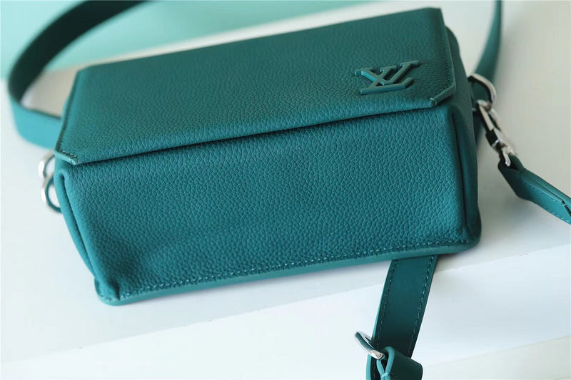 Alice bags - Louis Vuittons  - 9915