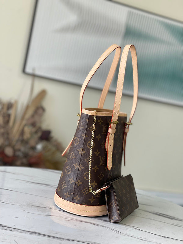 Alice bags- Louis Vuittons  - 16671