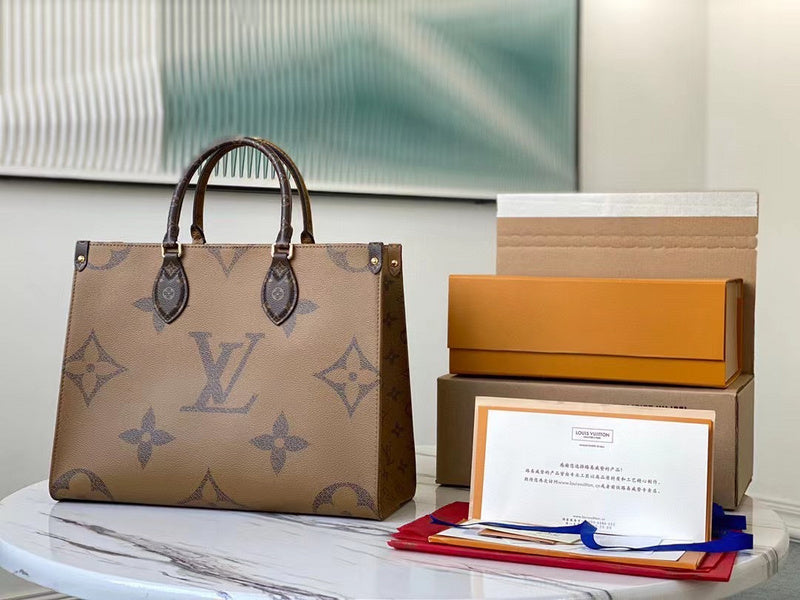 Alice Bags- Louis Vuittons  - 16568