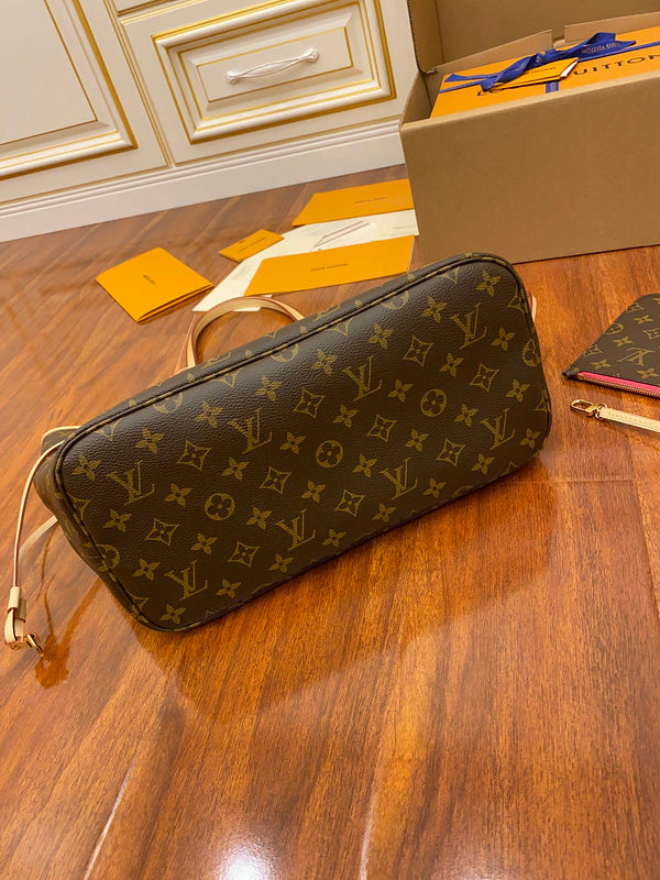 Alice  Bags- Louis Vuittons  - 16158