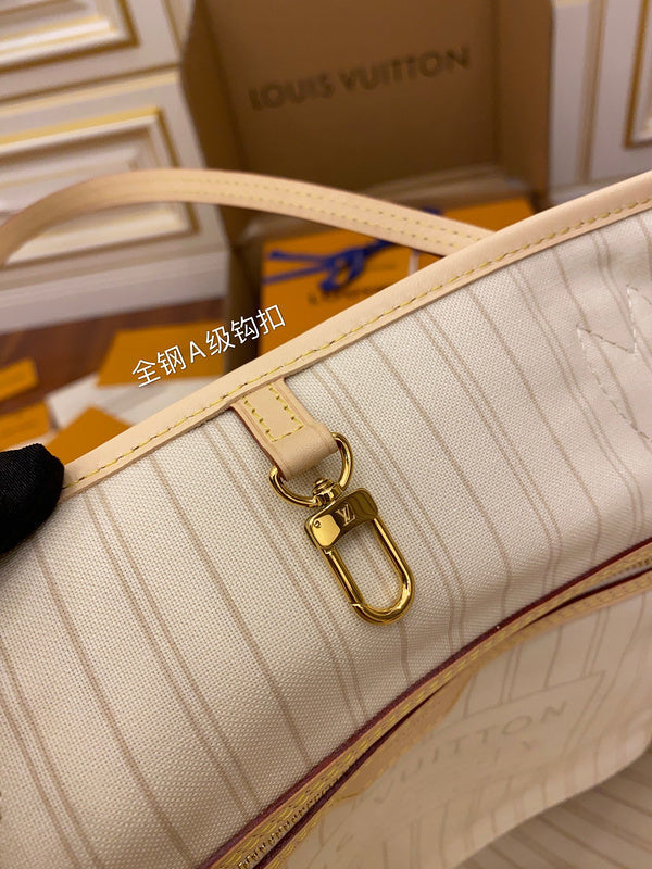 Alice bags - Louis Vuittons  - 15546