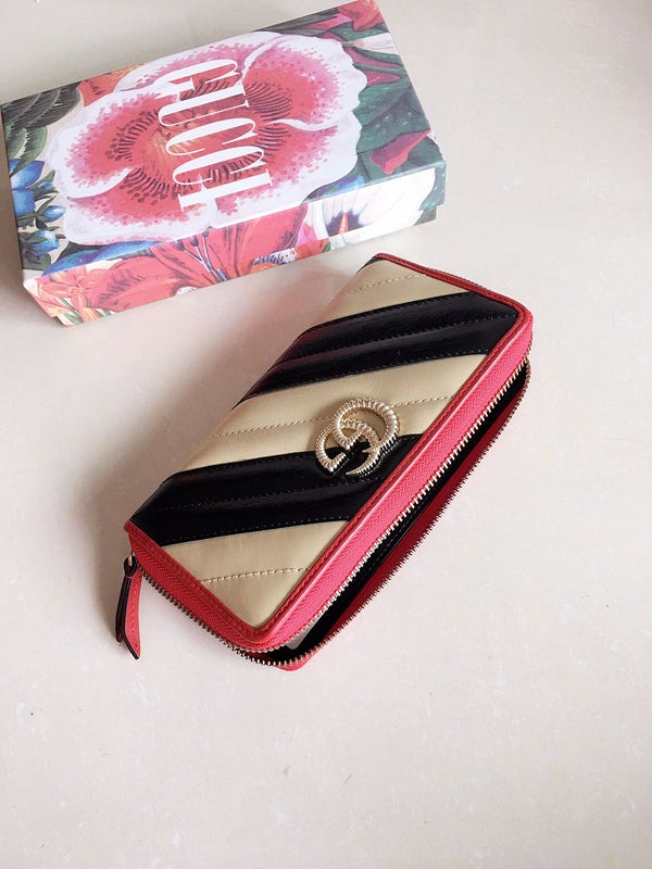 Gucci   Luxury Bags  1369