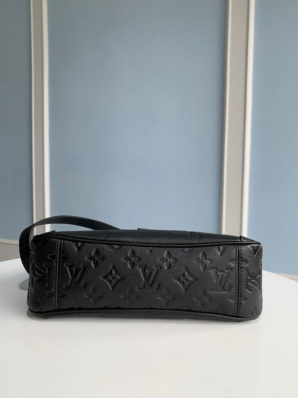 Alice bags - Louis Vuittons  - 15407