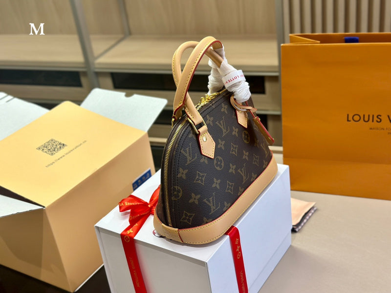 Alice bags - Louis Vuittons  - 15015