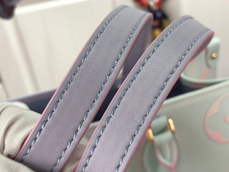 Alice Bags- Louis Vuittons  - 16722