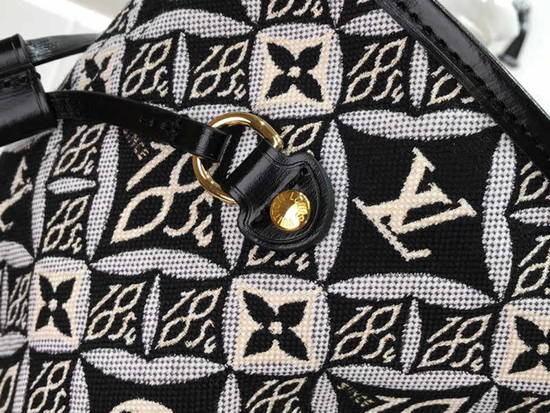 Alice  Bags- Louis Vuittons  - 16161