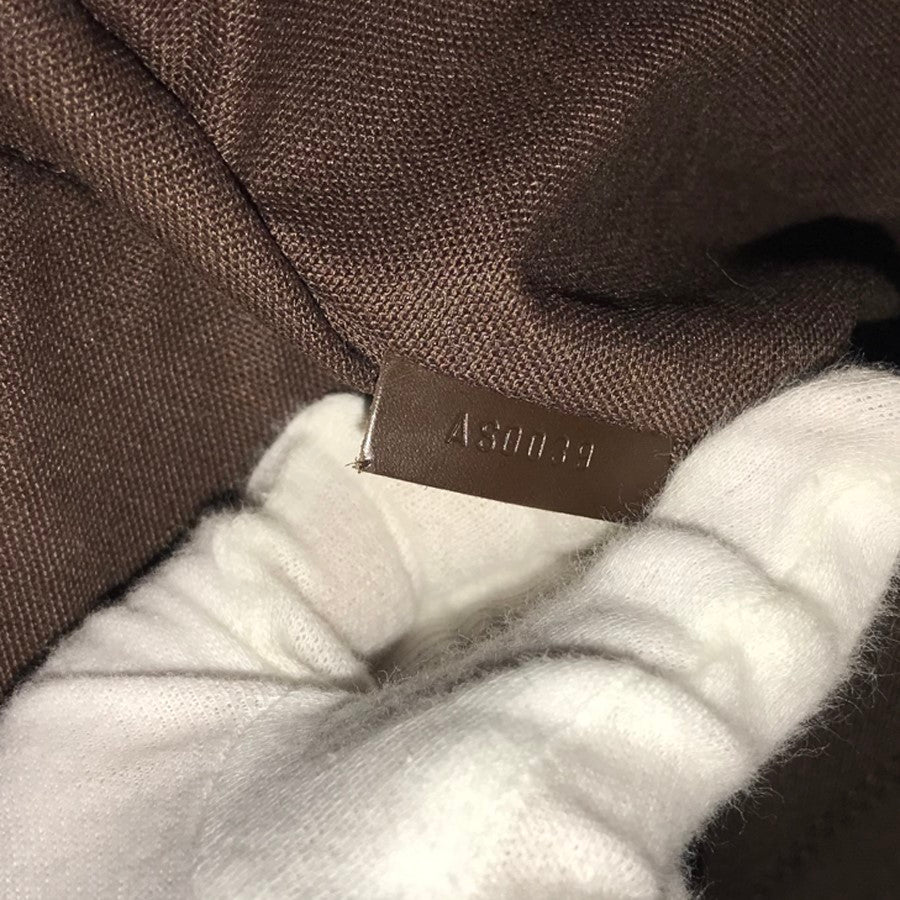 LOUIS VUITTON Damier Ikar Briefcase